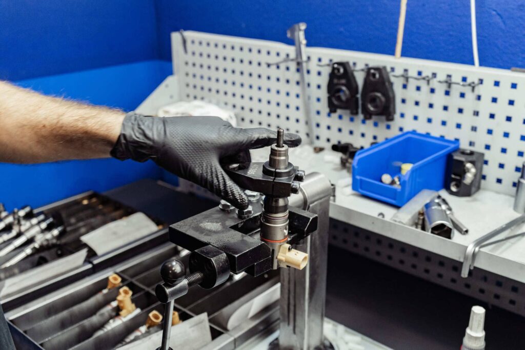einspritzduese-diagnose-reparatur-daf-105-106-2.jpg