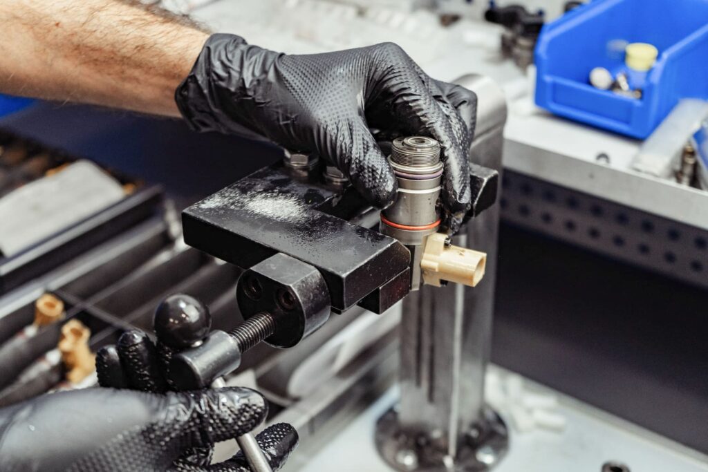 einspritzduese-diagnose-reparatur-daf-105-106-9.jpg